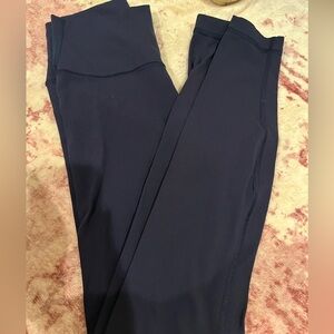 Lululemon wunder under size 4 25’ inseam